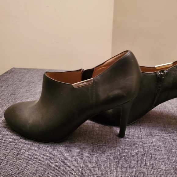High Heeled Booties - Picture 2 of 2